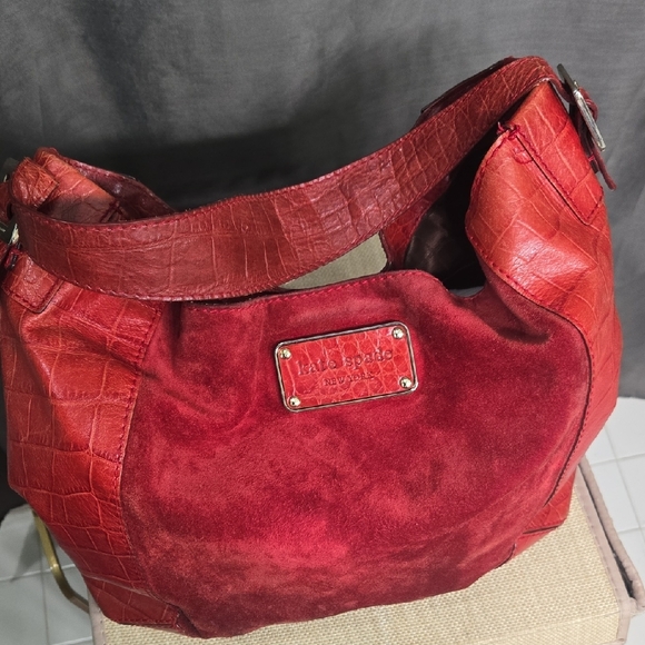 SALE* Kate Spade Vintage Crimson Hobo Bag - Picture 12 of 13